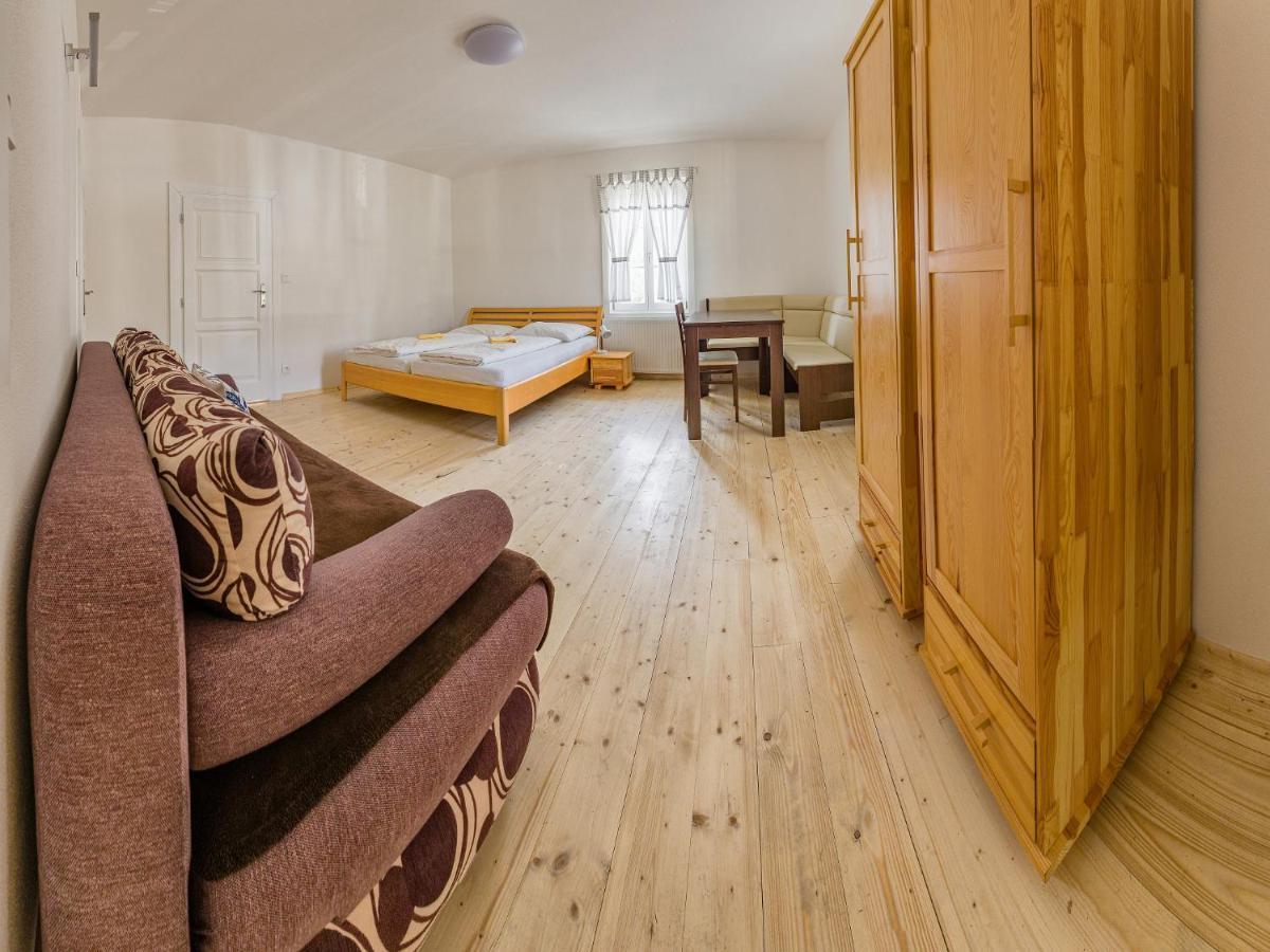 Hostal Svajciarsky Dom Vysoké Tatry Exterior foto