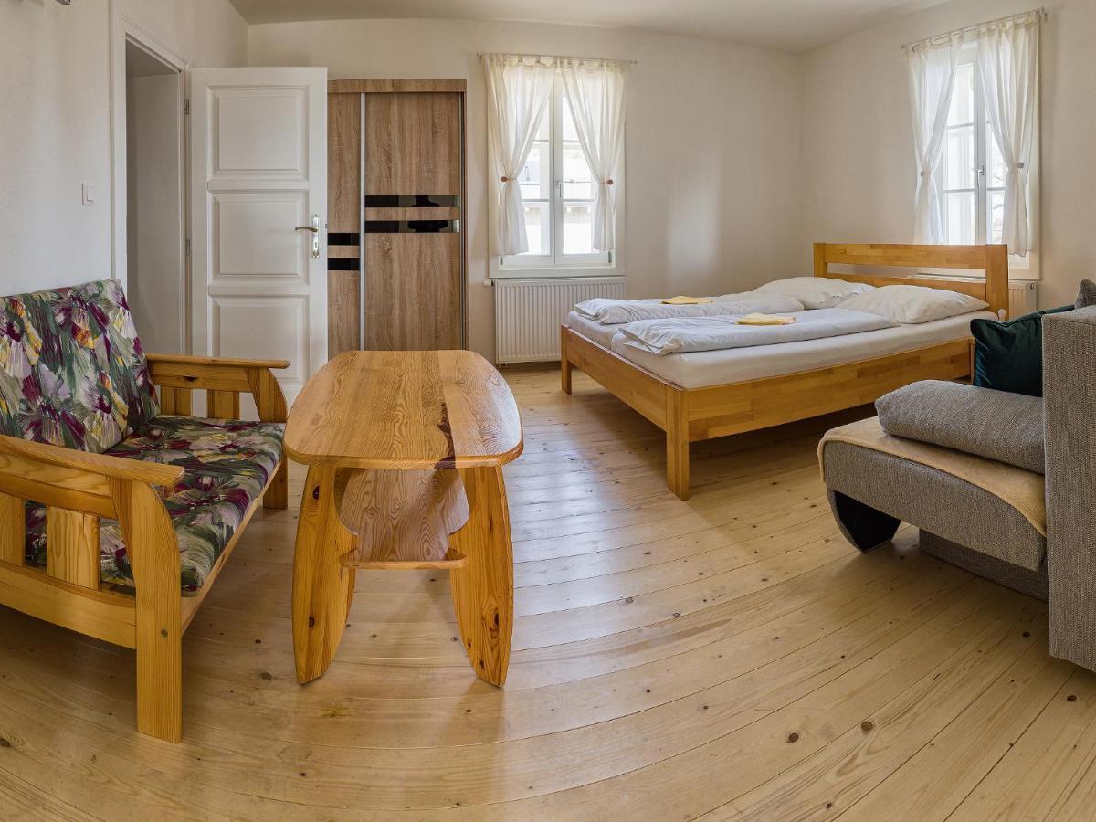 Hostal Svajciarsky Dom Vysoké Tatry Exterior foto