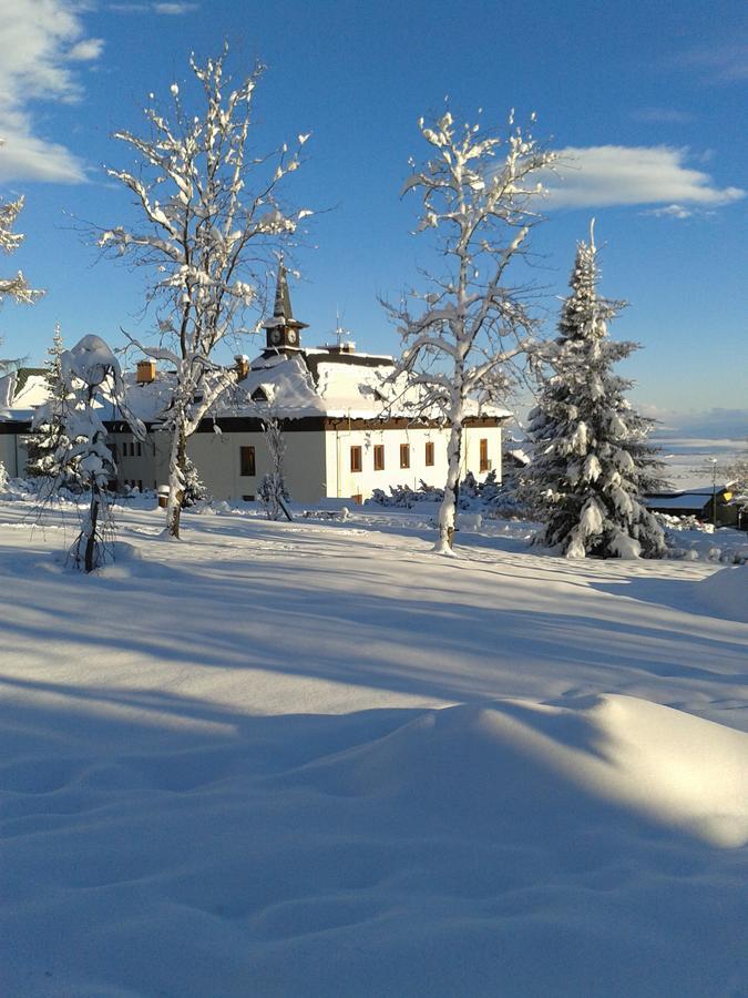 Hostal Svajciarsky Dom Vysoké Tatry Exterior foto