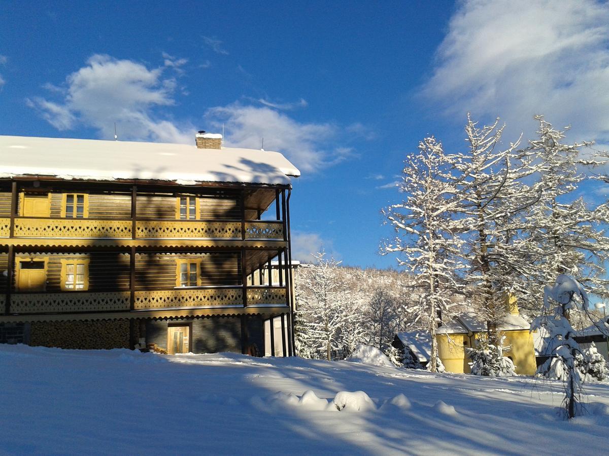 Hostal Svajciarsky Dom Vysoké Tatry Exterior foto