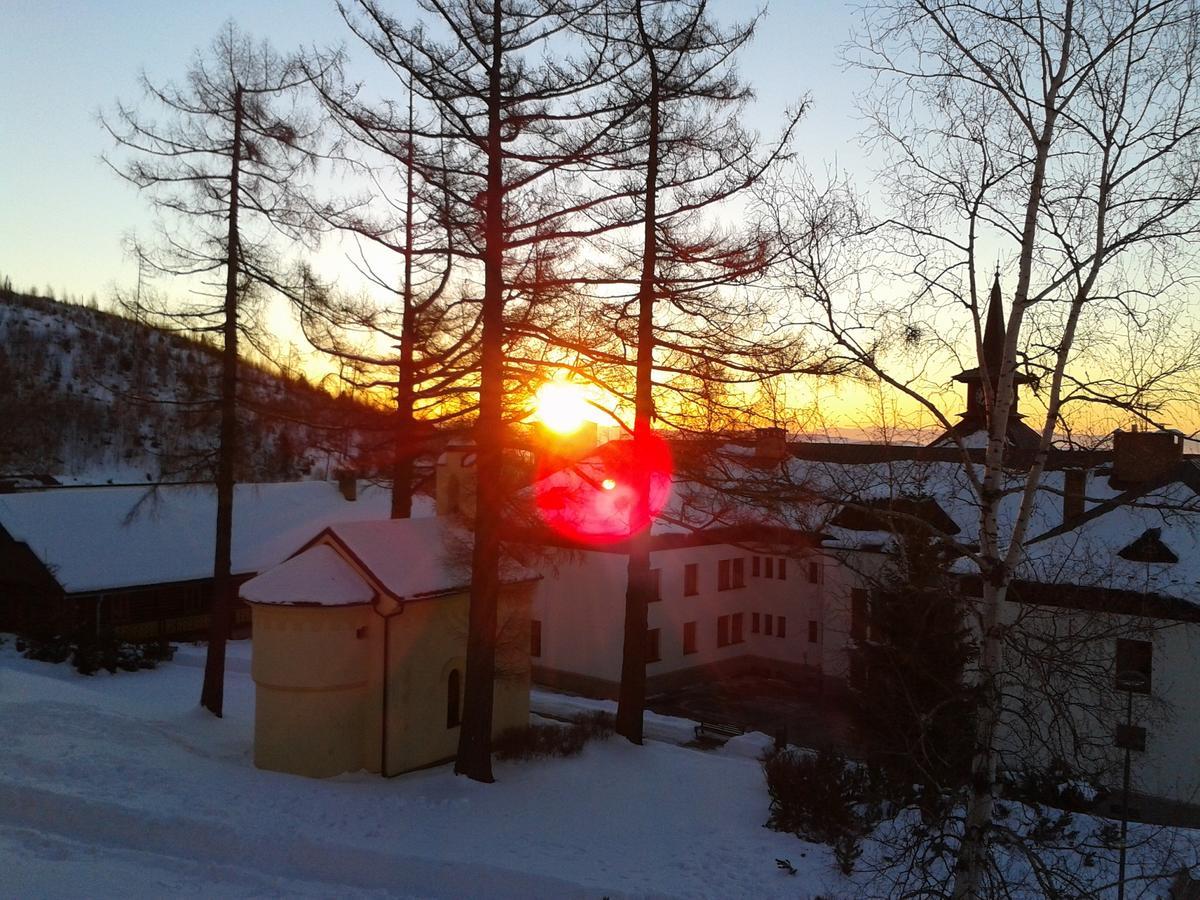 Hostal Svajciarsky Dom Vysoké Tatry Exterior foto